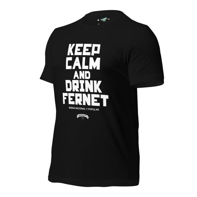 Remera argentina negra estampa pecho keep calm drink fernet sin persona
