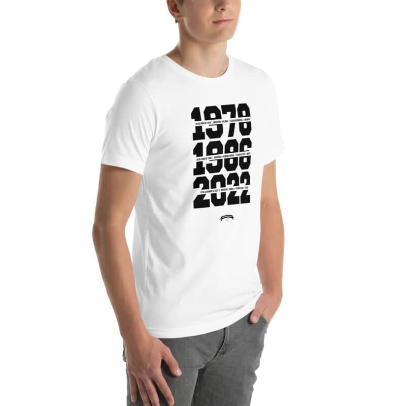 remera-argentina-blanca estampa pecho campeones del mundo 1978 1986 2022 sin persona