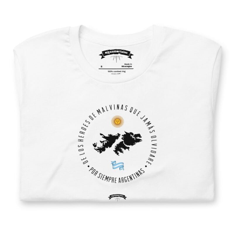 Remera argentina blanca estampa pecho malvinas argentinas, los heroes de malvinas no se olvidan, sin modelo